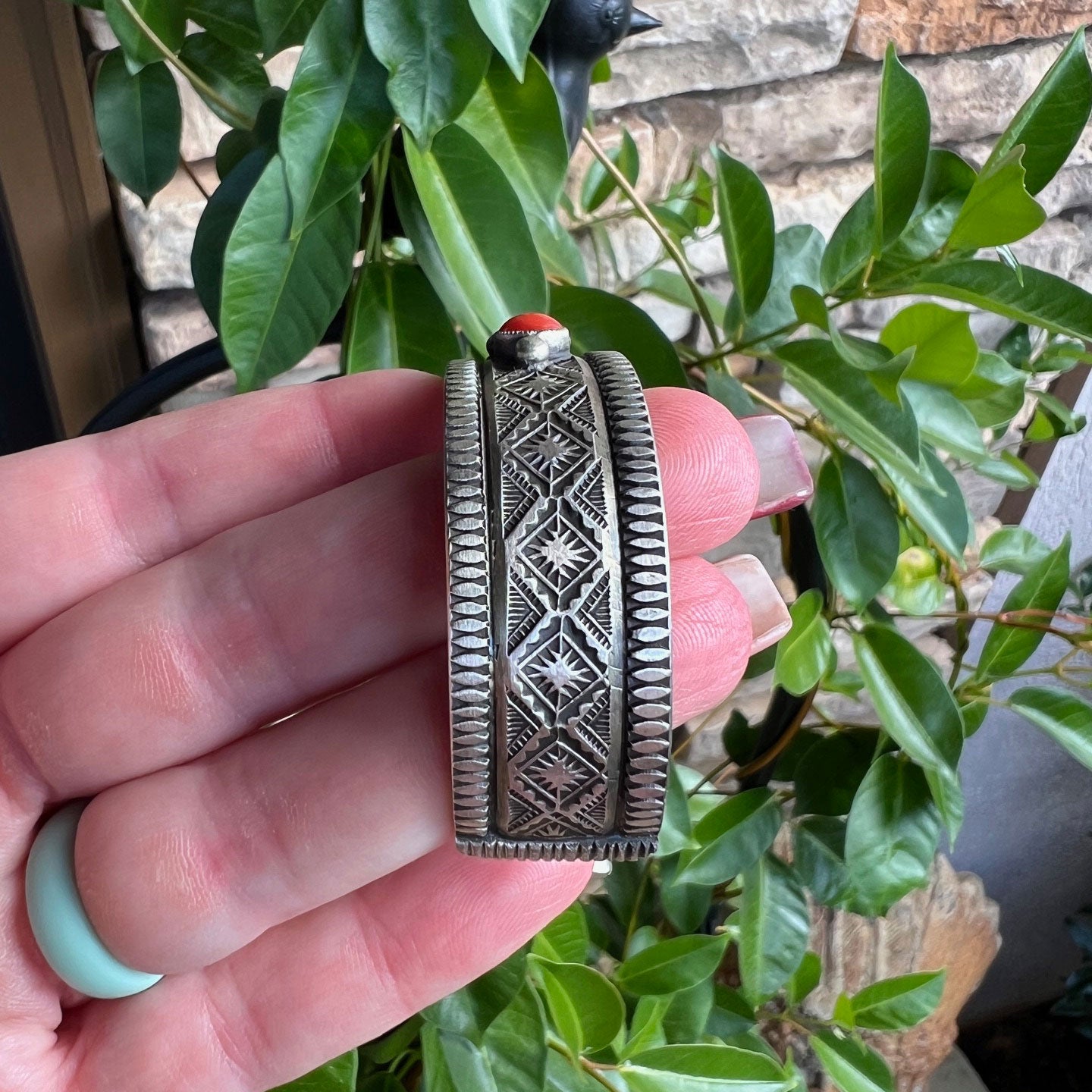 Calvin Martinez 7 Cab Coral Row Cuff