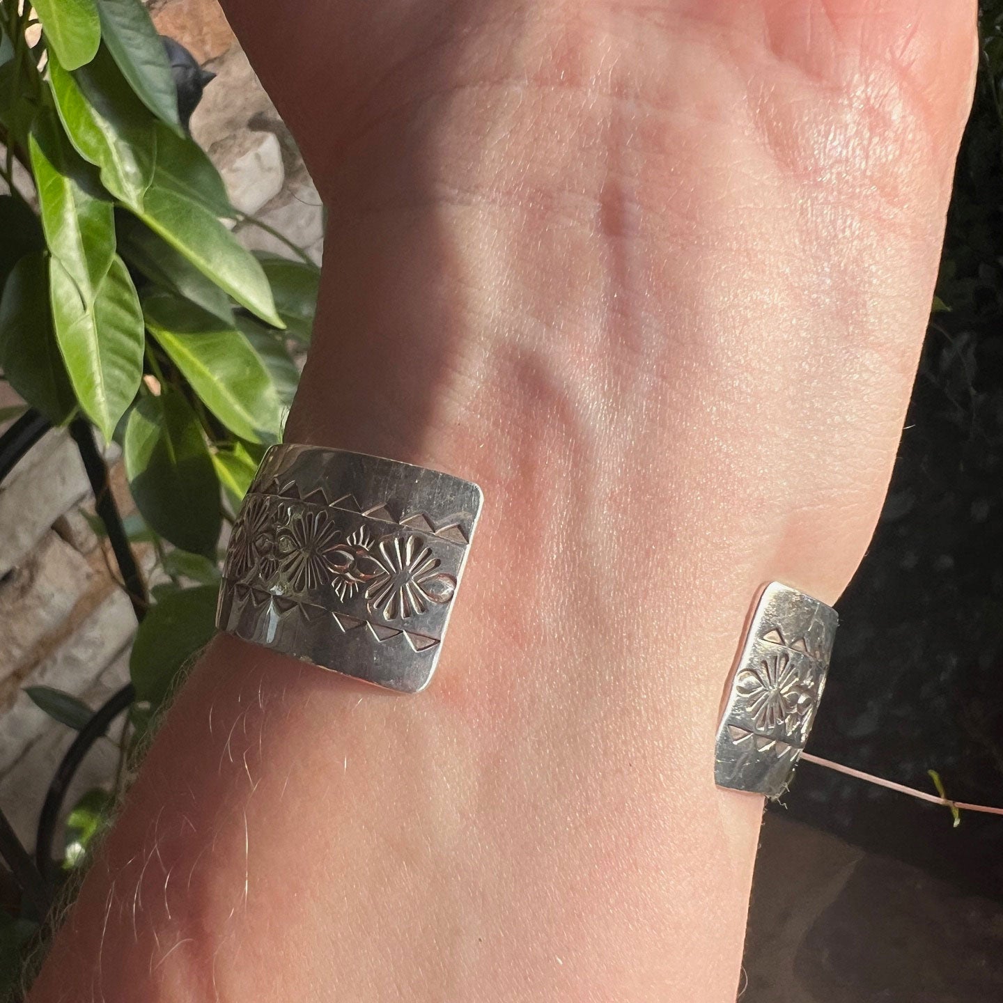 Mark Calladitto 'Three Bears' Overlay Cuff