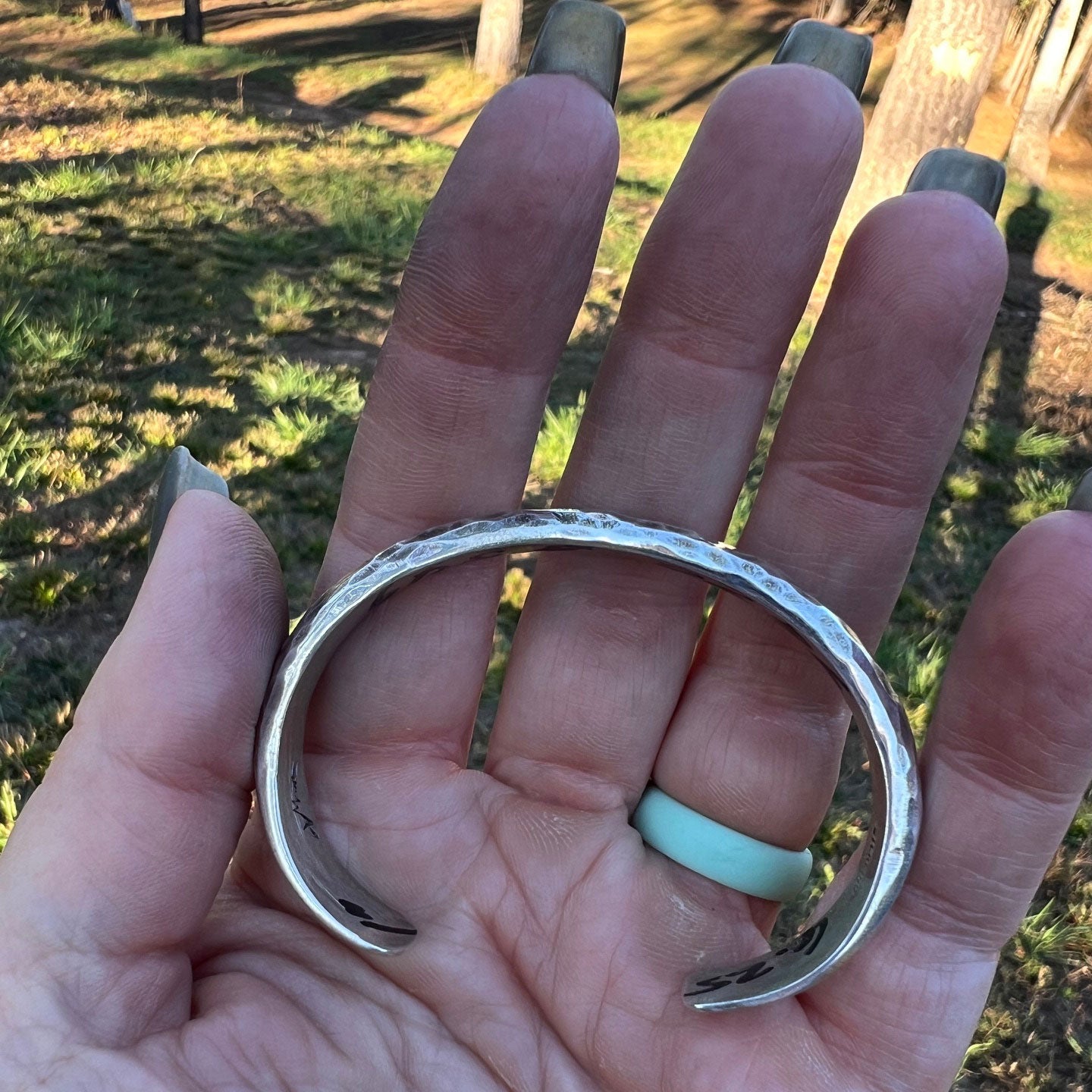 Alvin ''Al" Monte Hammered Arrows Stacker Cuff